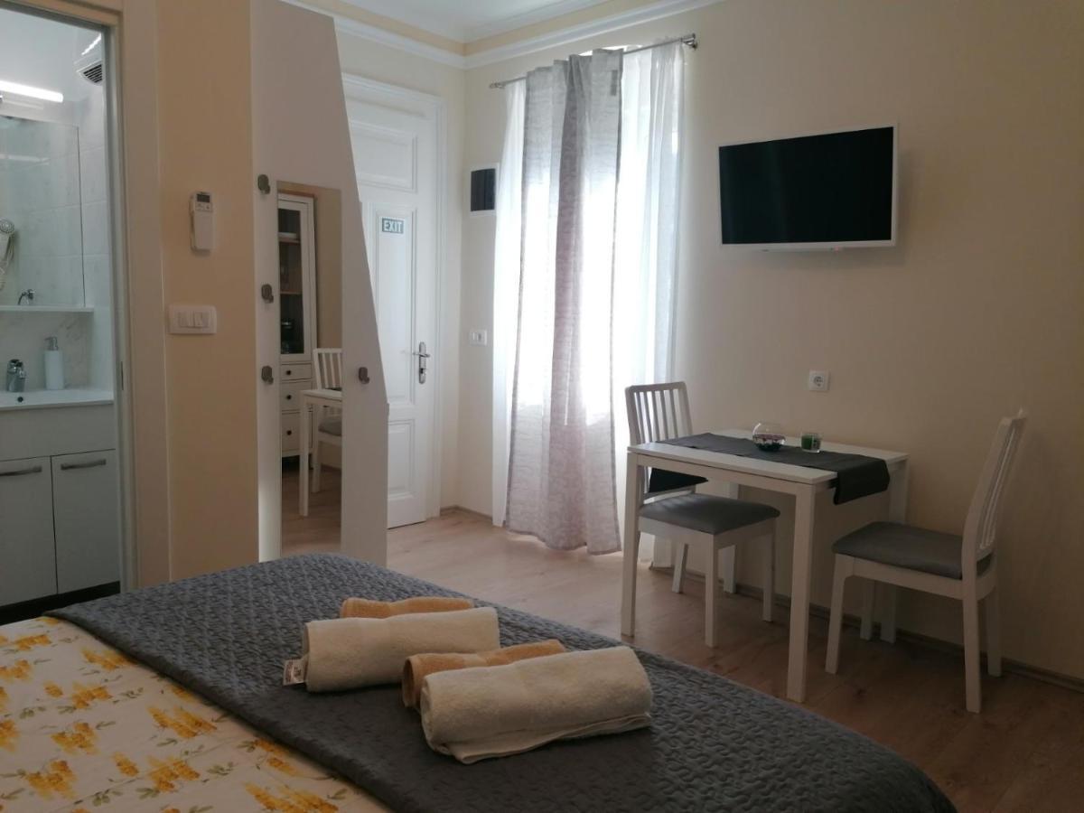 Apartman Lusetic Abbázia Kültér fotó